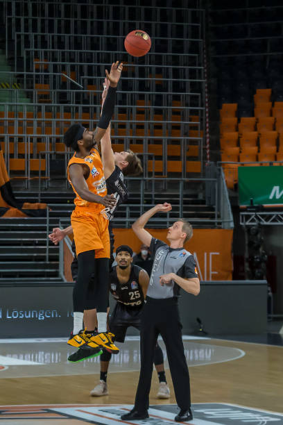 仅是一场激 仅是一场激